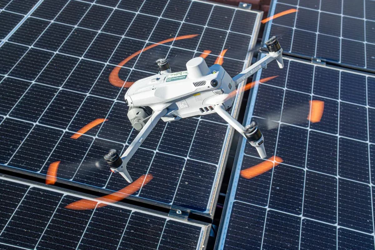 Thermografie mit Drohne — Lösung von PixGruppe für Energieberater & Betreiber